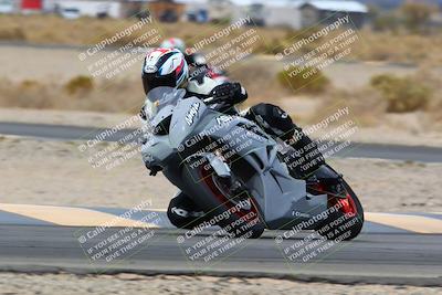 media/Mar-13-2022-SoCal Trackdays (Sun) [[112cf61d7e]]/Turn 15 (1125am)/